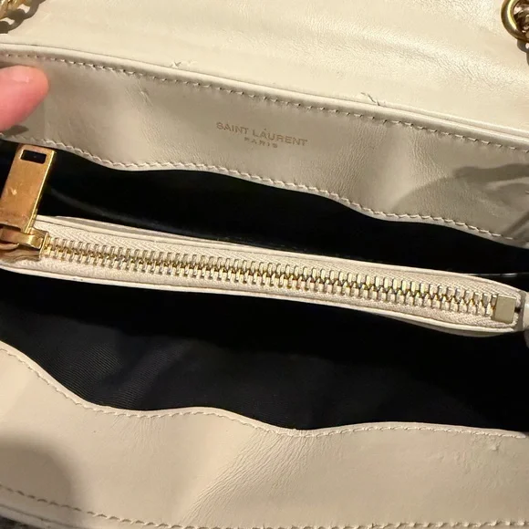 Saint Laurent Small Loulou bag - Picture 7 of 9